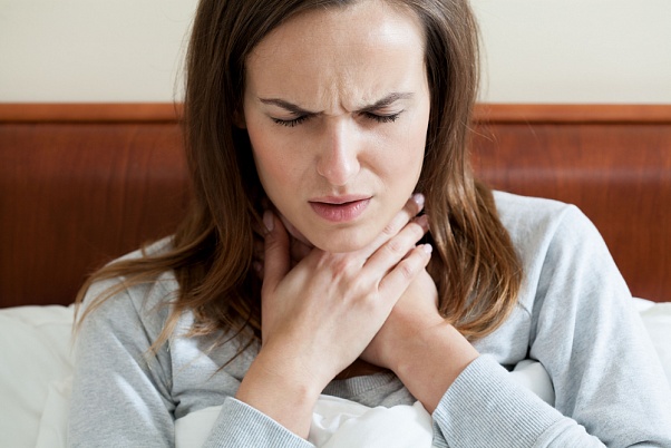 Ком в горле – страх, простуда или остеохондроз?