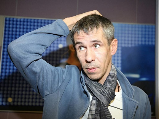 Алексея Панина оштрафовали за дебош в самолёте