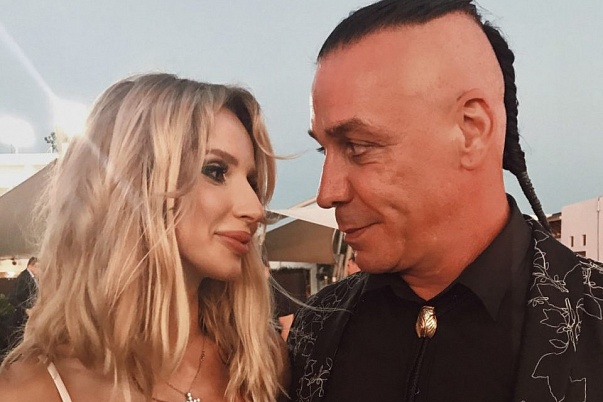 Солист Rammstein прокомментировал отношения со Светланой Лободой