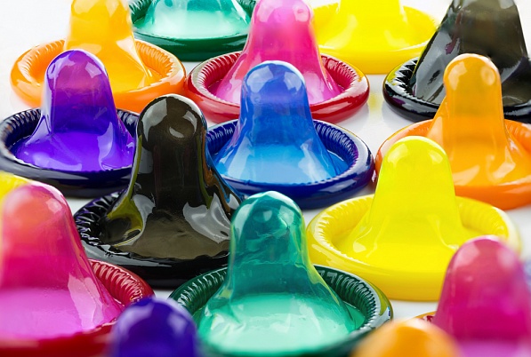«Эти штуки»: история презервативов