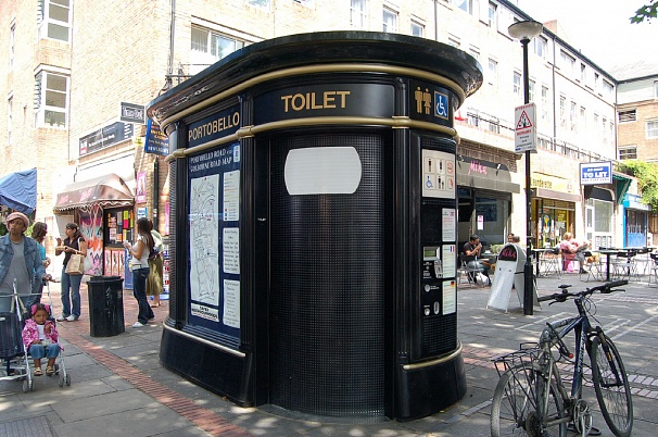 Общественные туалеты с функцией «антисекс»